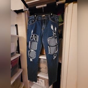 Top Trends Basic Collection Distressed Jeans